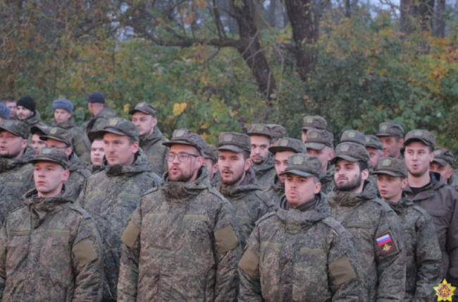Назвали чисельність армії РФ, що має прибути в Білорусь