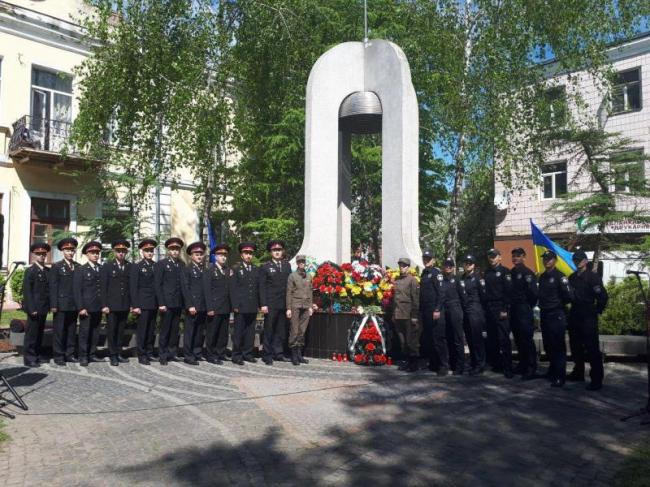 У Рівному просять відремонтувати пам’ятник жертвам Чорнобиля, який розвалюється