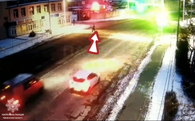 Скріншот з відео патрульної поліції Рівненщини 