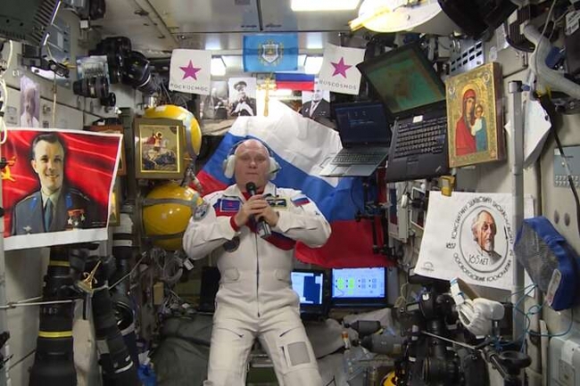 У соцмережах висміяли росіянина на космічній станції (ВІДЕО)