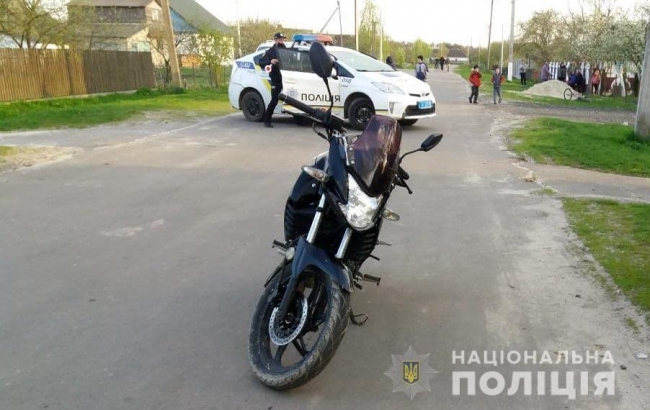 У Вараському районі під колеса мотоцикла потрапила малолітня дитина