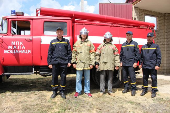 У віддаленому селі Здолбунівського району створили свою пожежну команду