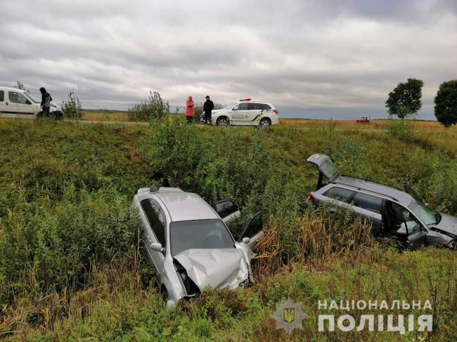 В Антонівці зіткнулись три автомобілі  