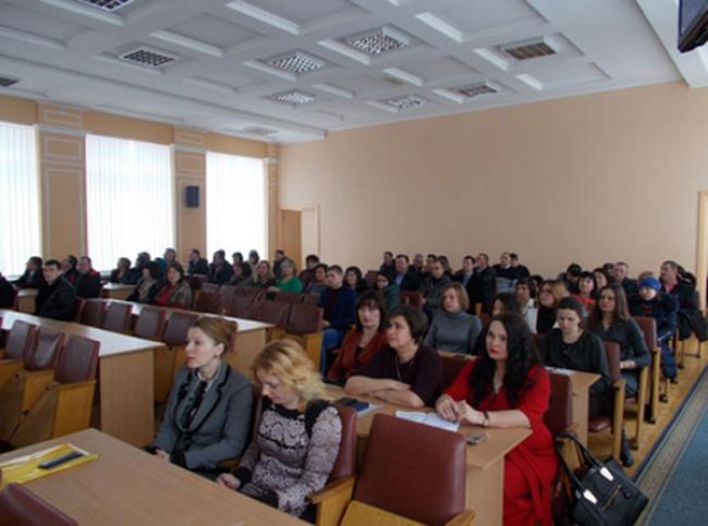 В педагогів Володимиреччини знайшли порушень на мільйон гривень