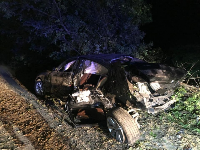 Вночі на Сарненщині розбився автомобіль БМВ. Водій опинився під ним