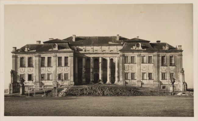 Фото палацу Любомирських роботи Стефана Плятер-Зиберка, 1927 рік