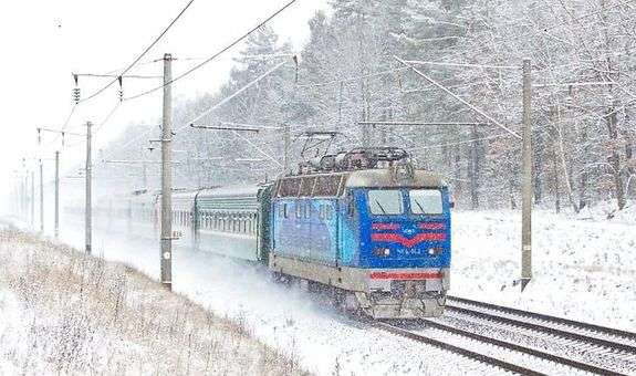Залізничники повідомили, коли на Рівненщині не курсуватимуть два потяги 