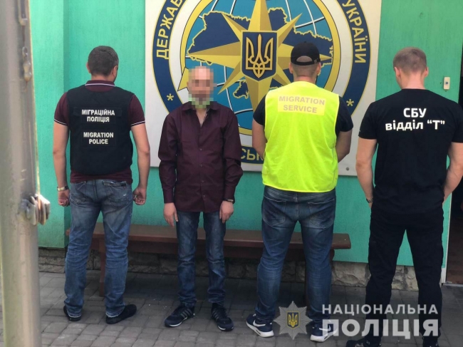 Злодія-нелегала відправлять з Рівненщини у Грузію та заборонять три роки бувати в Україні