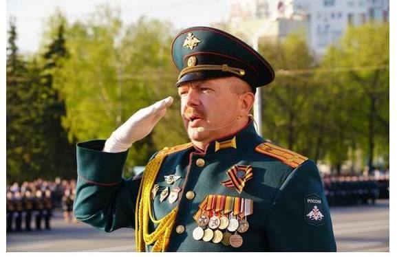 Знищили російського полковника, який наказував стріляти по жінках і дітях